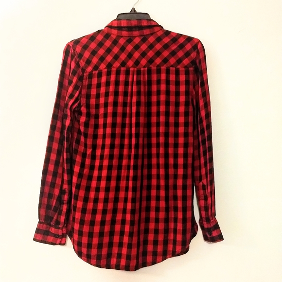 5/$30 BeachLunchLounge Red Buffalo Plaid Embroidered Button Up Longsleeved Shirt - Picture 4 of 6